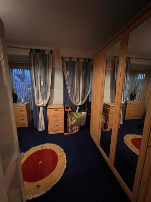 Big Fireplace Aga Hot Tub Wet Room Barn Garage Llanelli Buitenkant foto