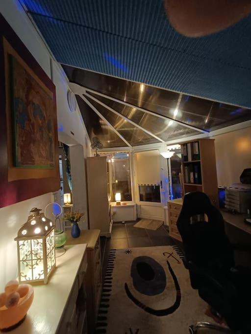Big Fireplace Aga Hot Tub Wet Room Barn Garage Llanelli Buitenkant foto